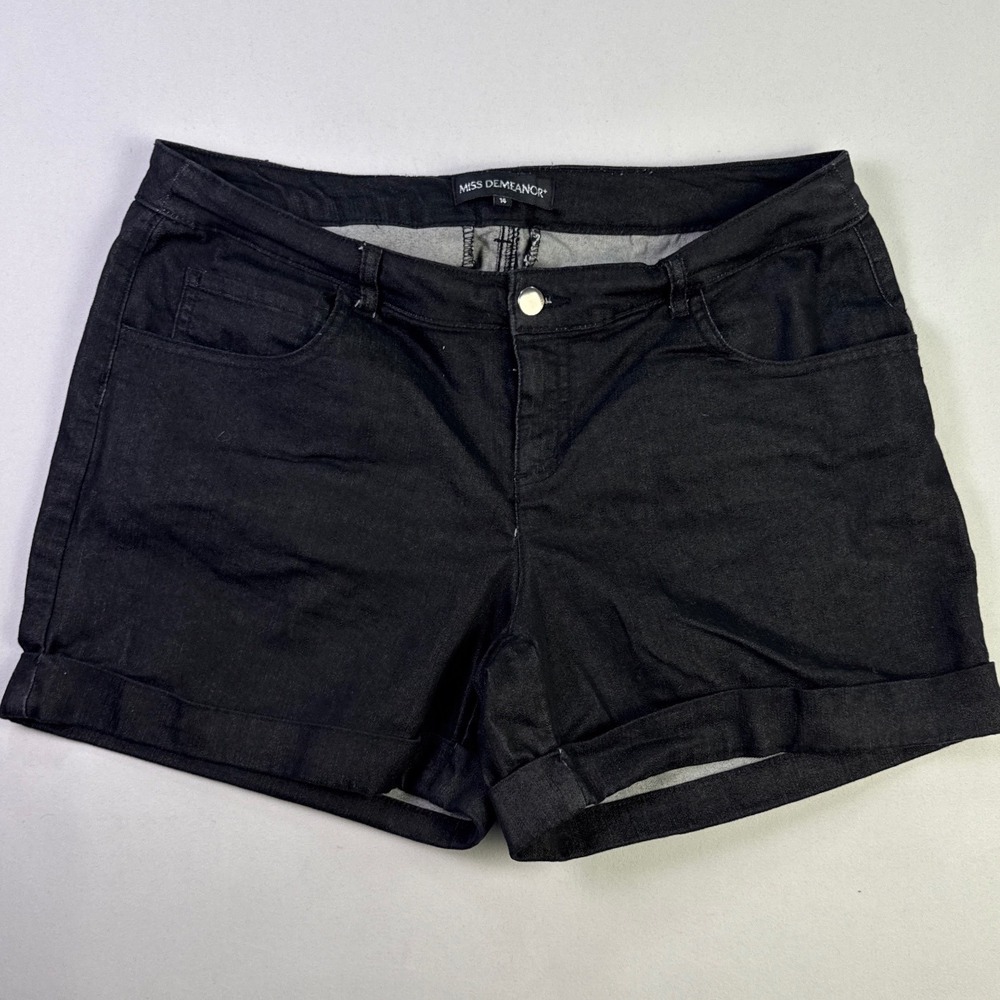 Miss Demeanor Plus Size 14 Black Denim Cuffed Shorts Mid Rise Stretch Dark Wash
